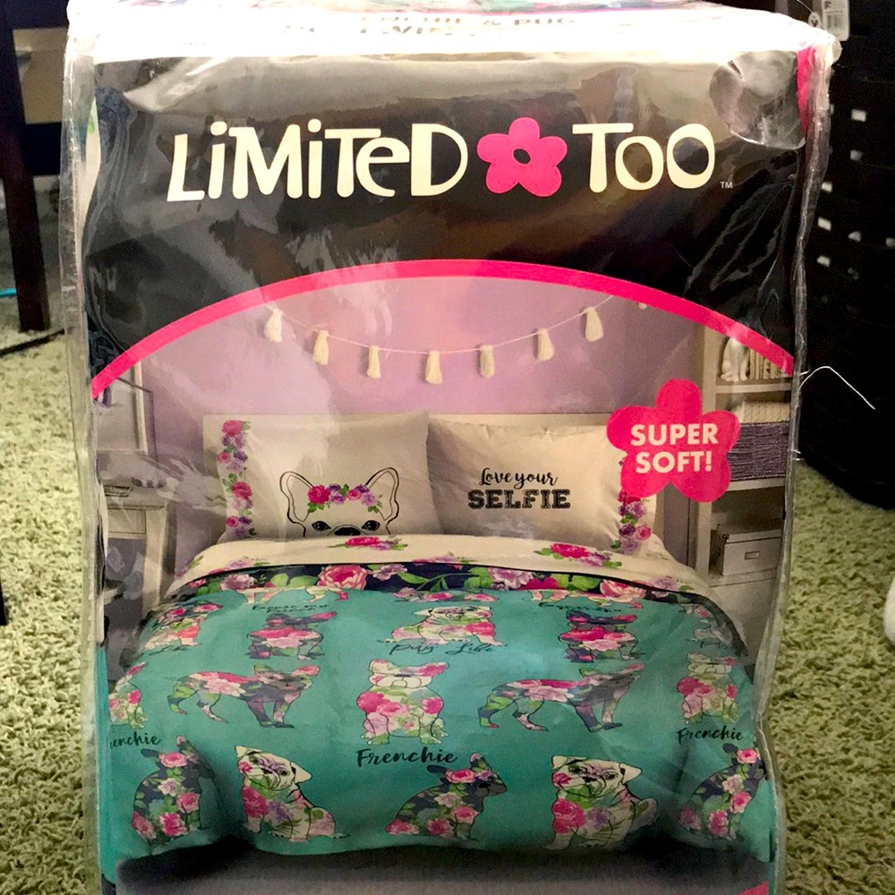 Cute Frenchie & Pug Twin Bed Set
